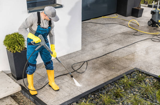 Best Residential Pressure Washing Services  in South Milwaukee, WI